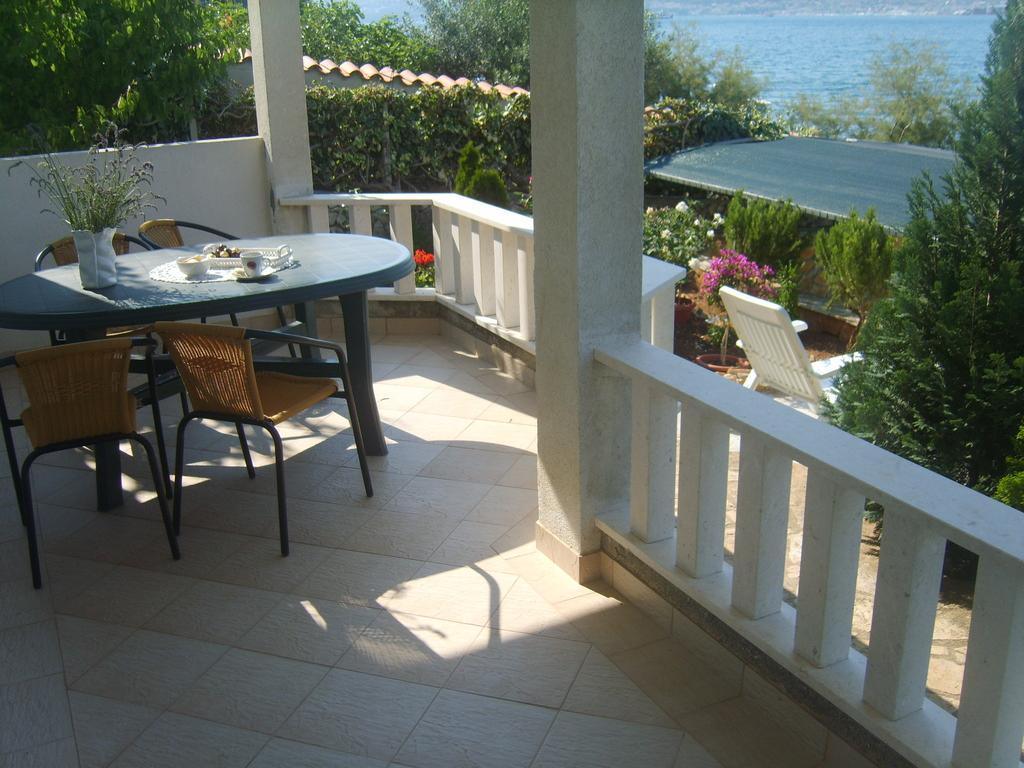 Apartments Iva Alla Trogir Oda fotoğraf