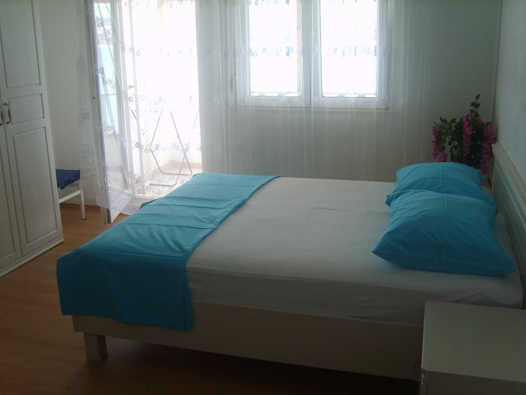 Apartments Iva Alla Trogir Oda fotoğraf